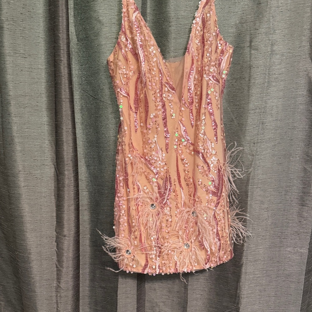 Elegant Pink Sequin Mini Dress